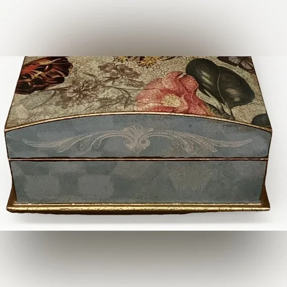 Green & Blue Wooden Floral & Butterfly Design Box w/ Domed Lid 10.5”x8.5” NEW - Picture 3 of 6